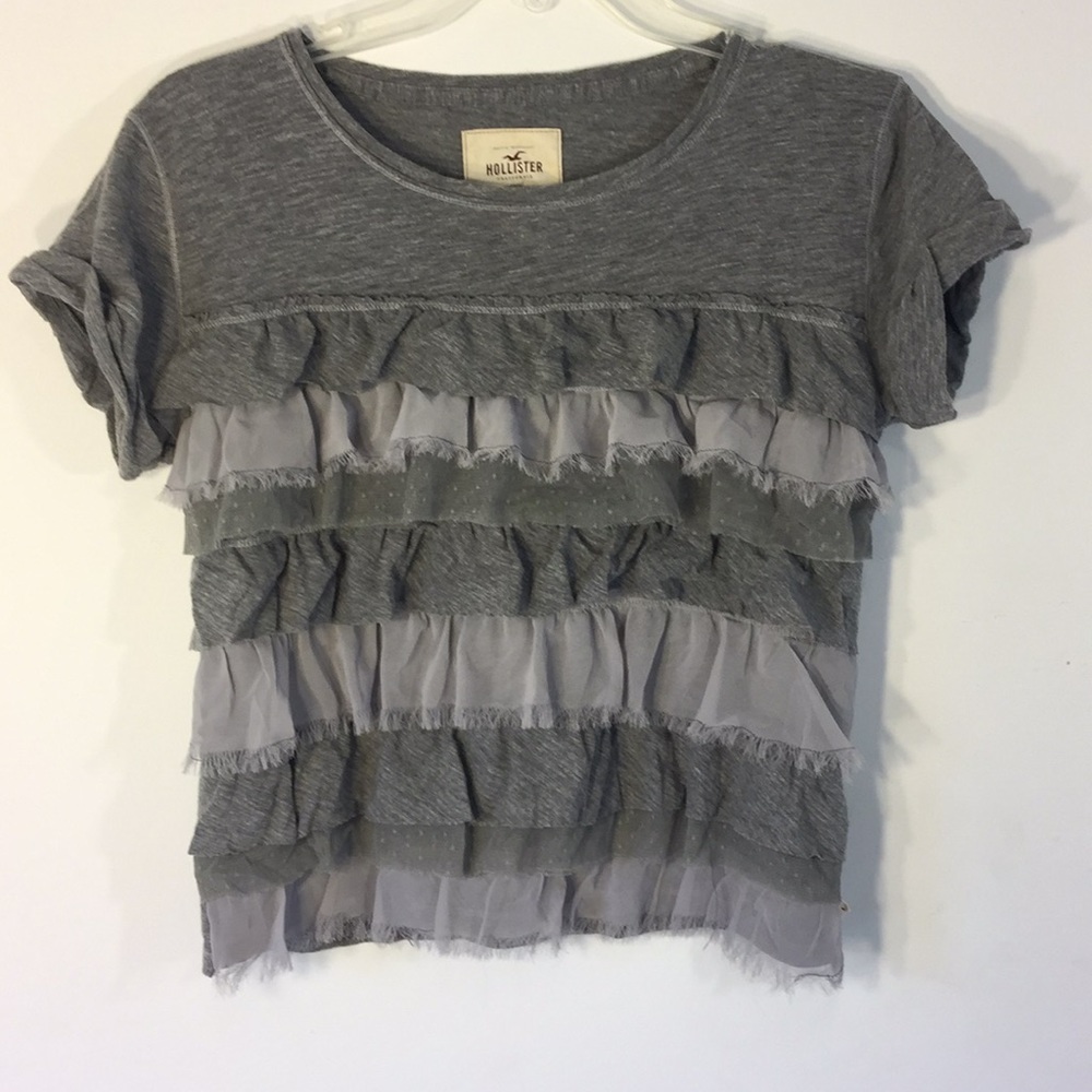 Hollister Women’s Small Gray Top Short Sleeve
